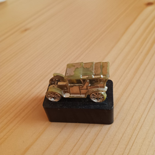 Retro ořezávátko Peugeot 1908 — foto 3
