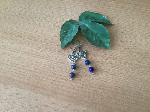 Náušnice Lapis Lazuli se srdíčkem — foto 2
