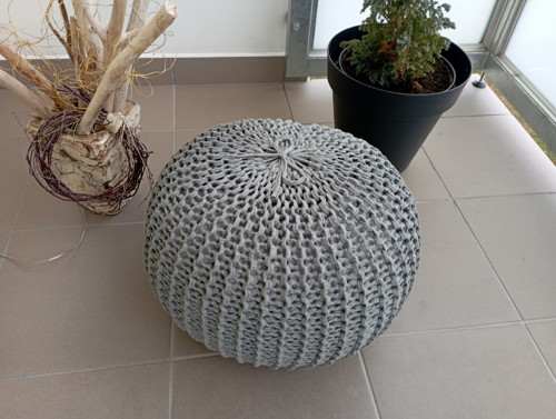 Pletený puf šedý melír — foto 4