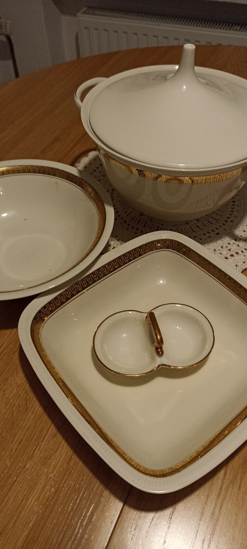 Sada porcelánu — foto 3