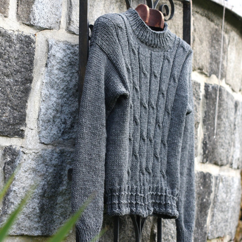 Šedá eminence - svetr — foto 3