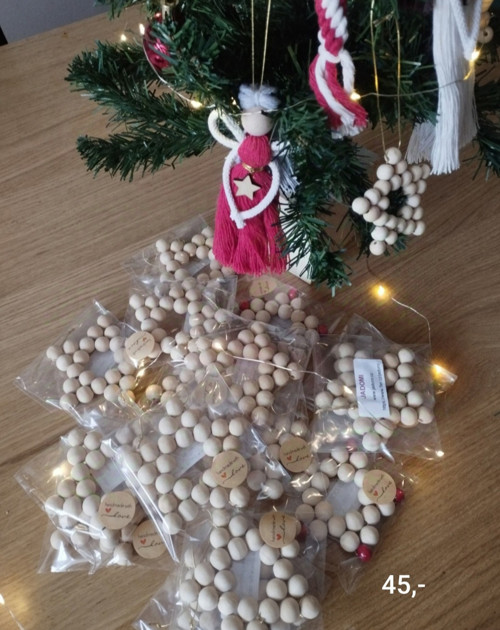 Dřevěná hvězdička na stromeček — foto 2