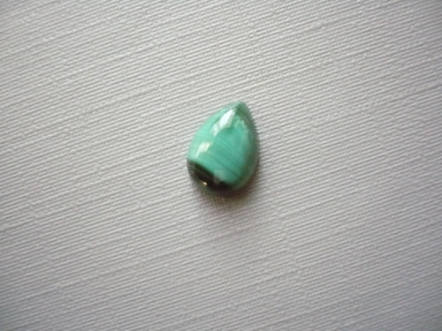 Kabošon - malachit 10 mm, č.16Ef — foto 2