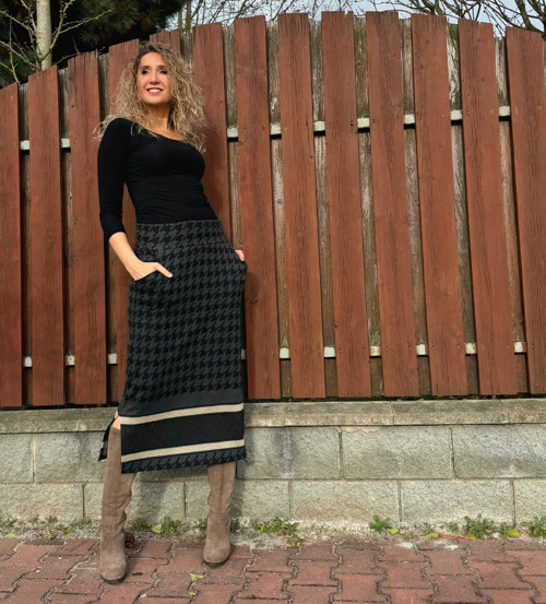 Sukně černošedá s bordurou — foto 5
