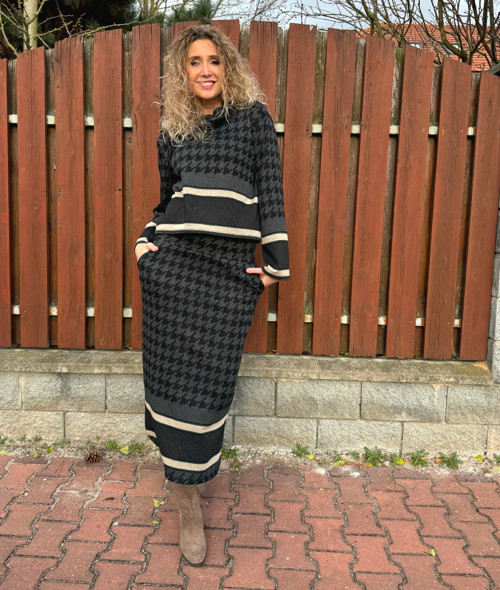 Sukně černošedá s bordurou — foto 2