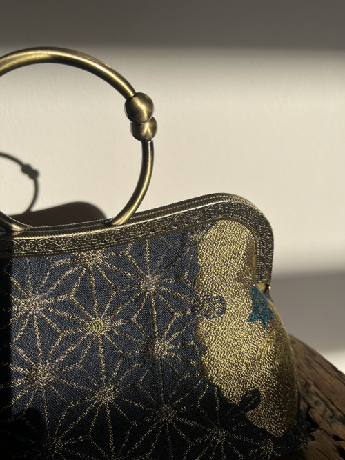Trendy luxusní kabelka | kovový rám — foto 4
