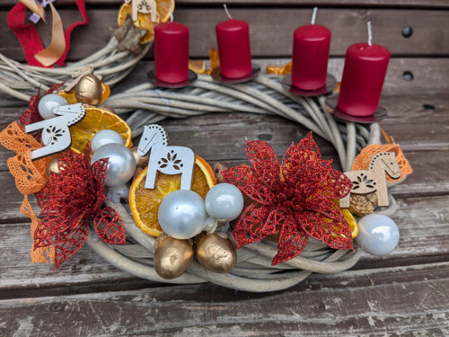 Adventní /Vánoční svícen, Věnec — foto 3