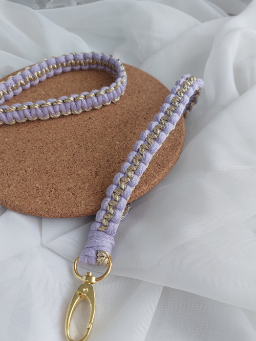 Macramé klíčenka wristletka Levandulová — foto 2