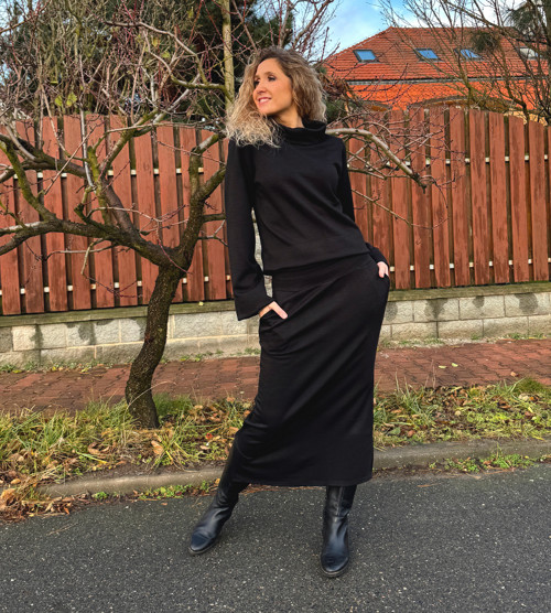 Dvoudílné šaty s rolákem variace — foto 3