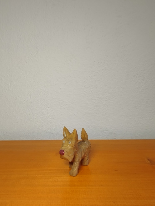 Pejsek ručně vyřezávaný — foto 2