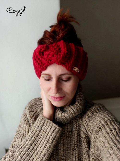 Teplá háčkovaná čelenka překřížená red 18, 53-55cm — foto 3