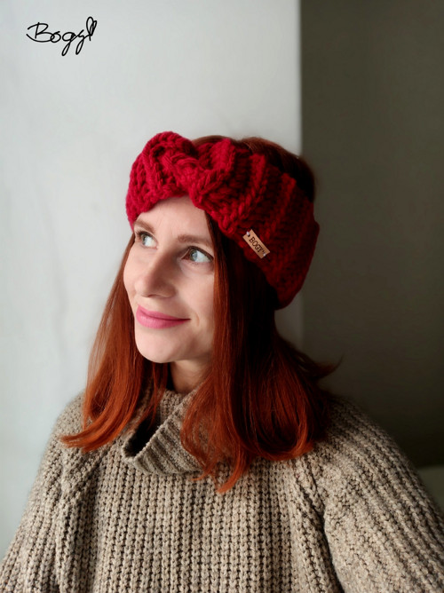 Teplá háčkovaná čelenka překřížená red 18, 53-55cm — foto 2