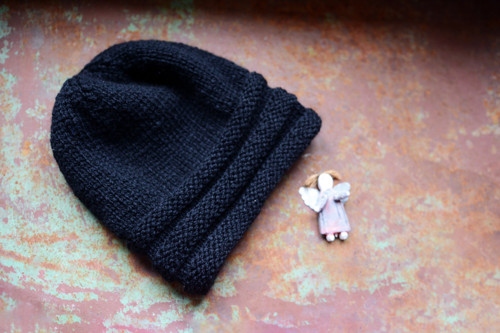 Černá dámská čepice merino/polyamid — foto 2