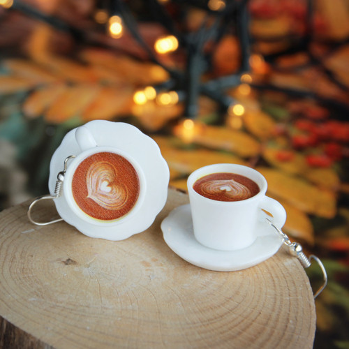 Kafíčka latte art srdíčkové — foto 2