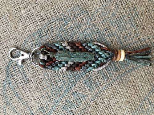 Boho paracord klíčenka — foto 2