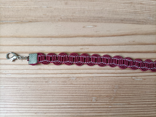 Rudý choker — foto 3
