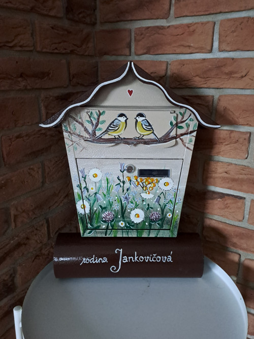 Poštovní schránka- louka — foto 4