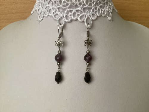 Náušnice s ametystem a černou kapkou — foto 3