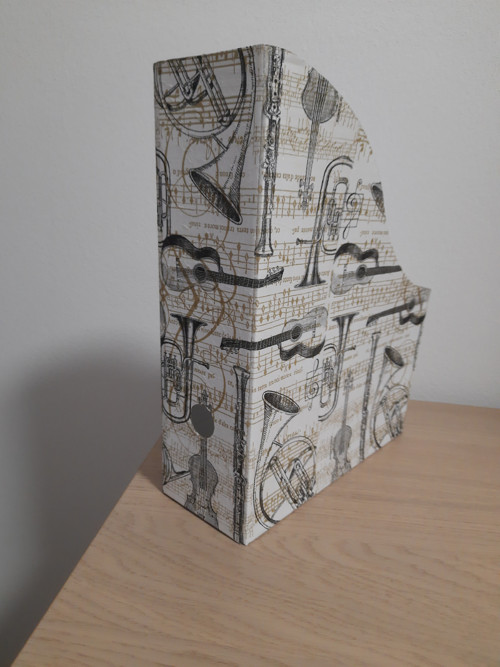 Kartonový šanon zdobený decoupage — foto 3
