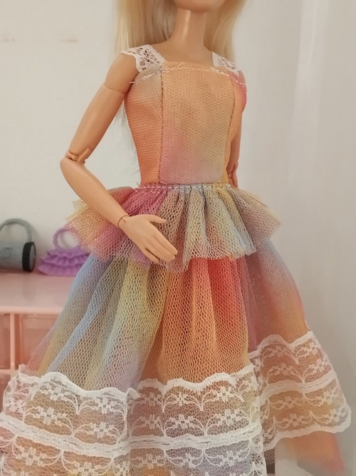 Barbie šaty — foto 3