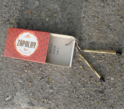 Zápalky v krabičce — foto 2