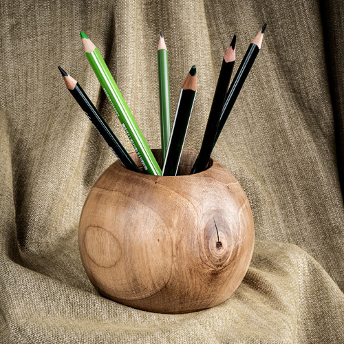 Designový stojan na tužky — foto 2
