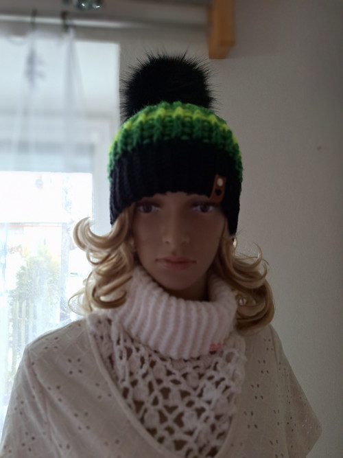 Neonek + — foto 3