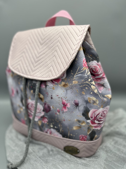 Elegantní batoh "Růže" — foto 3