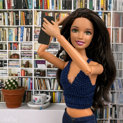 Barbie - tmavě modrý háčkovaný top — foto 2