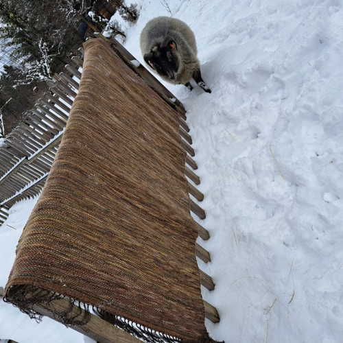 Ručně tkaný vlněný koberec — foto 4