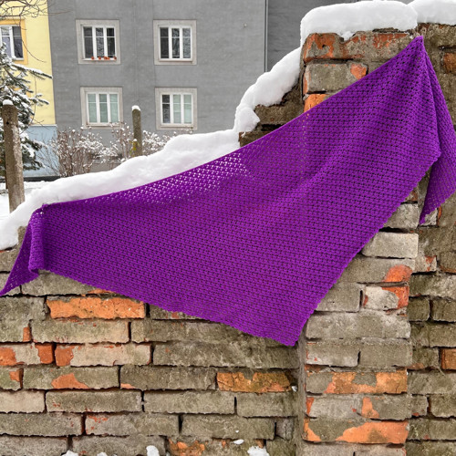 Fialové zachumlání - háčkovaný pléd — foto 2