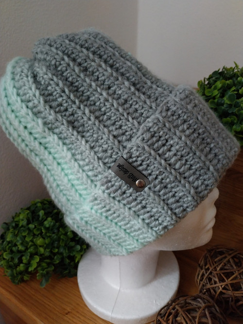Zimní háčkovaná čepice Basic ombre — foto 2