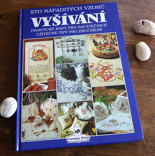 Sto nápaditých vzorů vyšívání — foto 2