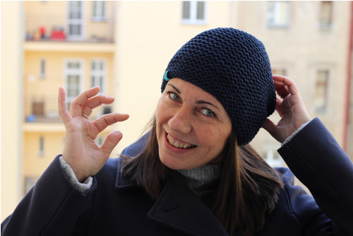 Přízová čepice modrá č. 535 — foto 3