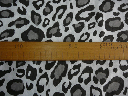 Metráž - bílošedý levhart - šíře 150cm — foto 2