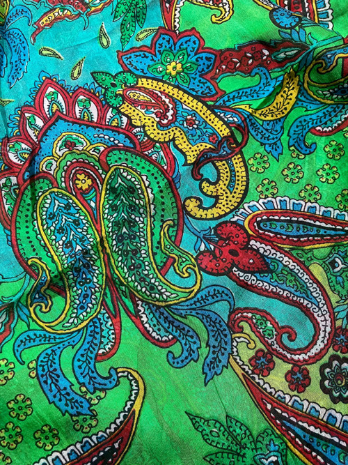 Hedvábí Zelené Paisley — foto 3