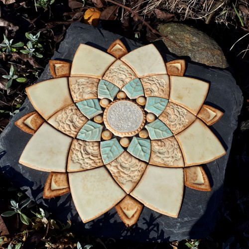 Mandala z keramických komponentů 106 — foto 2