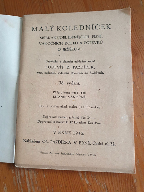 Malý koledníček červený — foto 2