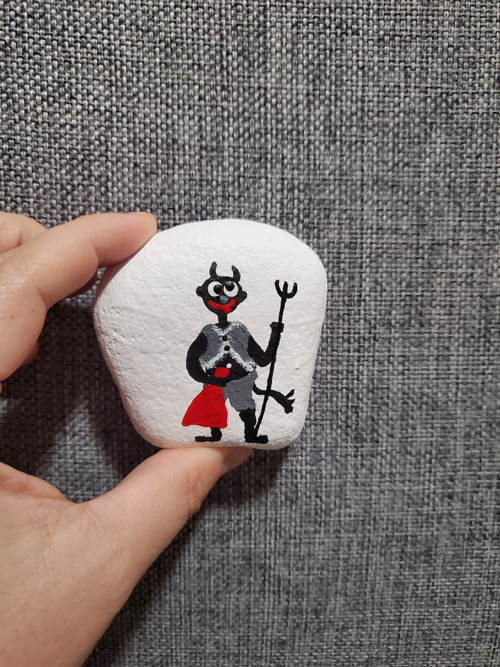 Malovaný kámen Čertík — foto 3