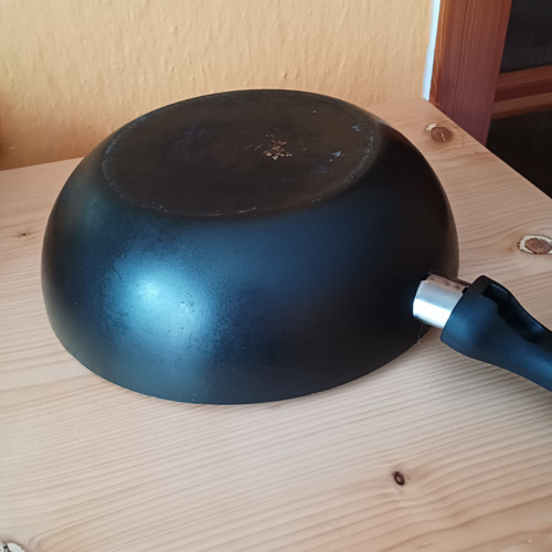 Hluboká velká pánev — foto 2