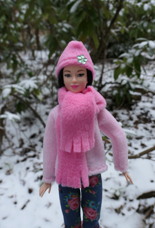 Čepice + šála pro Barbie — foto 2