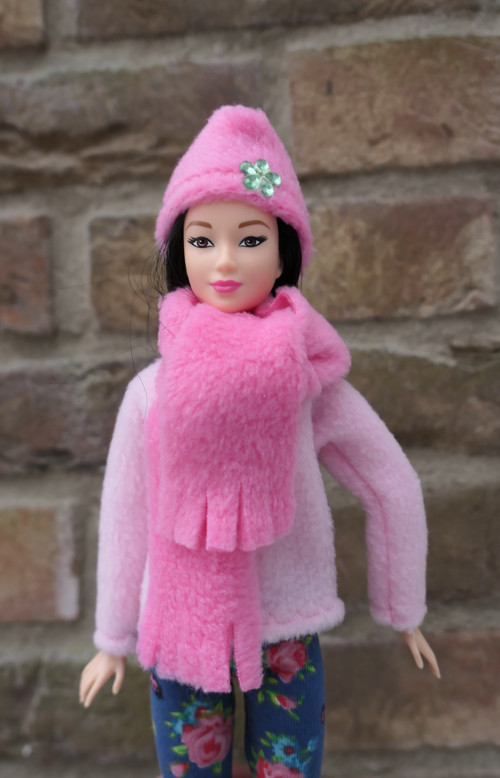 Čepice + šála pro Barbie — foto 3
