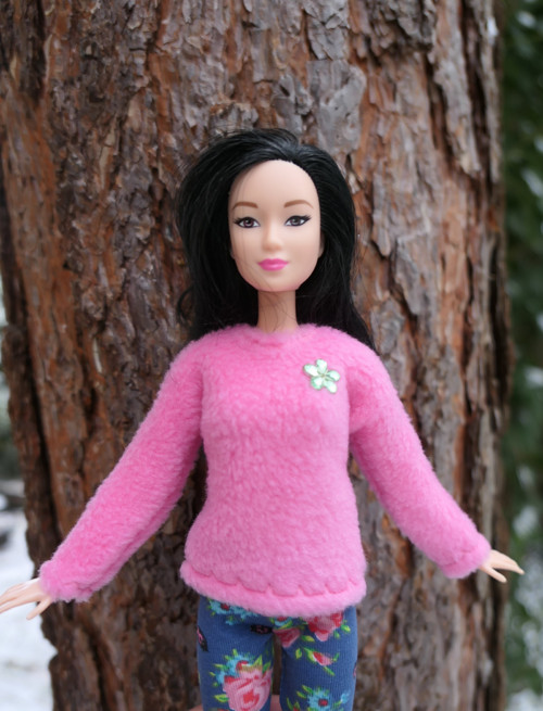 Svetr pro Barbie — foto 3