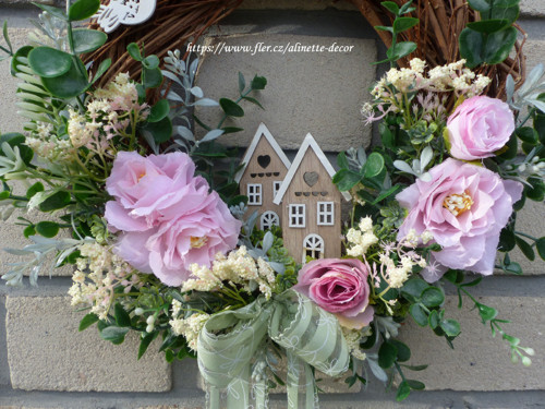 Trvanlivý věnec ,,Romantic house" — foto 3