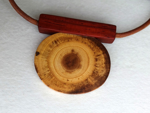 Dřevěný šperk - exotika — foto 6
