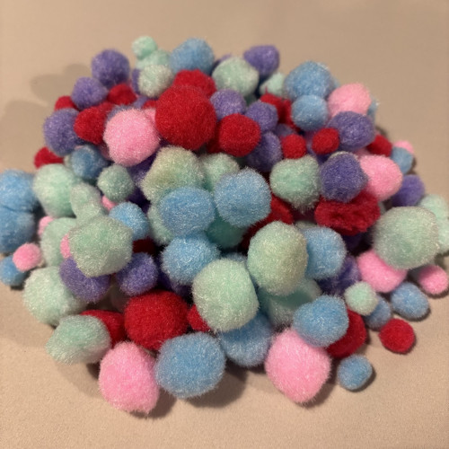 Pompónky mix barev - balení — foto 2