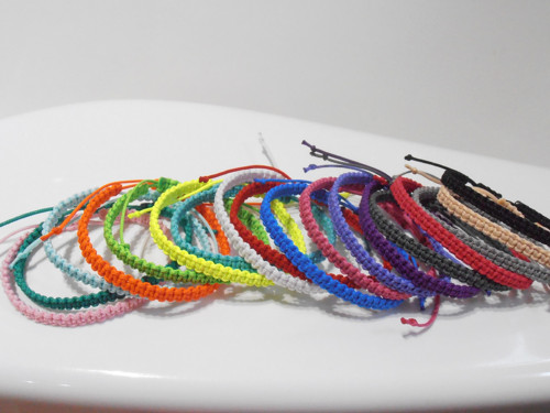 *Macramé barevné náramky*(Unisex) — foto 2