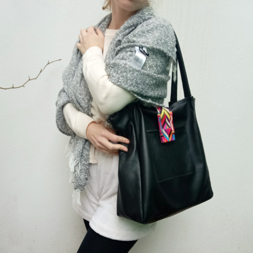 Kožená kabelka BOHO ( black color with strap) — foto 4