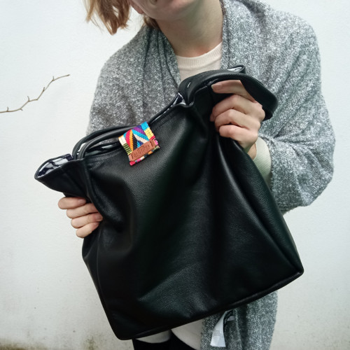 Kožená kabelka BOHO ( black color with strap) — foto 6