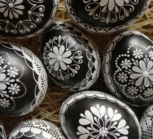 Černá velikonoční kraslice — foto 3
